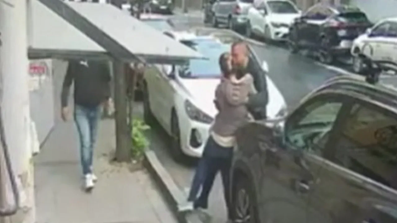 İstanbul'un göbeğinde vahşet! Kadını kaçırmaya çalıştılar: Direnince sokak ortasında öldürdüler 