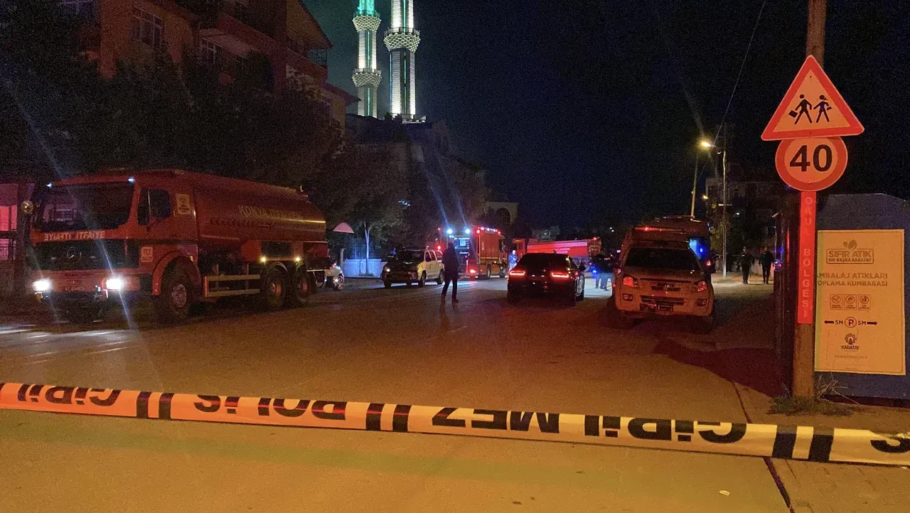 Konya'da doğal gaz patlaması! Binada yangın çıktı, ekipler sevk edildi: Yaralılar var