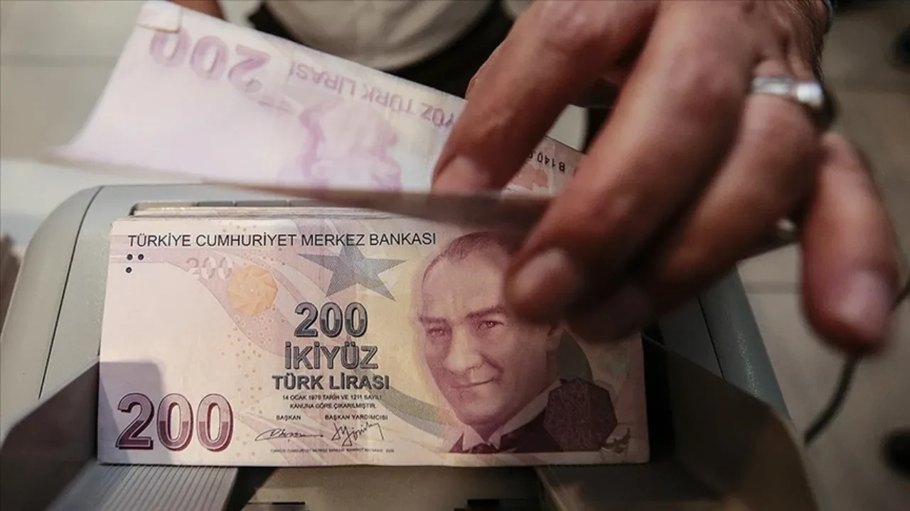 Memur ve emeklinin 4 aylık enflasyon farkı belli oldu