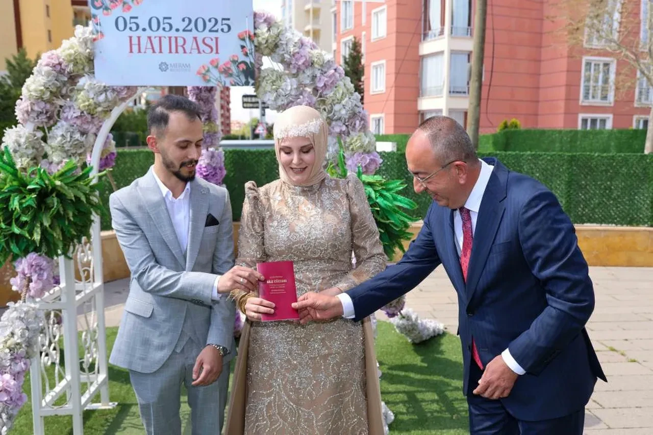 Nikah salonları bugün doldu taştı! Bugünü kaçıran için işte ikinci tarih