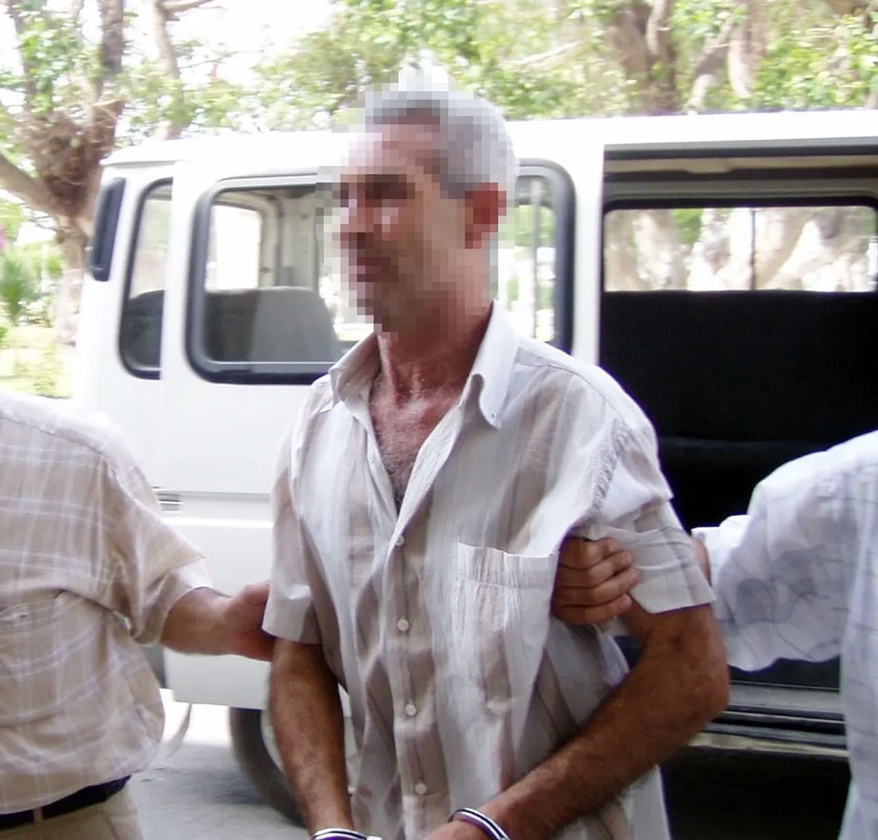 Özgür Özel'e saldıran Selçuk Tengioğlu'nun ifadesi ortaya çıktı! Belediyeden market kartı almış