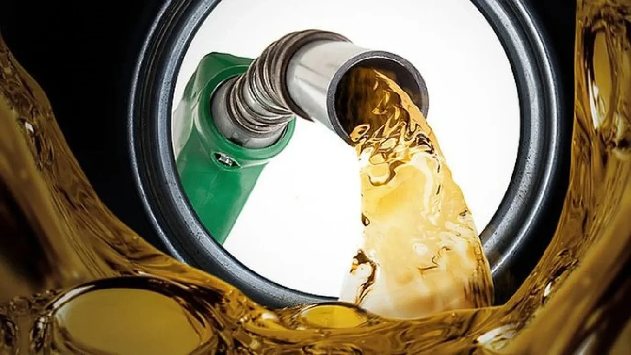 Petrol ne verdiyse geri aldı: Fiyatlar sert düştü