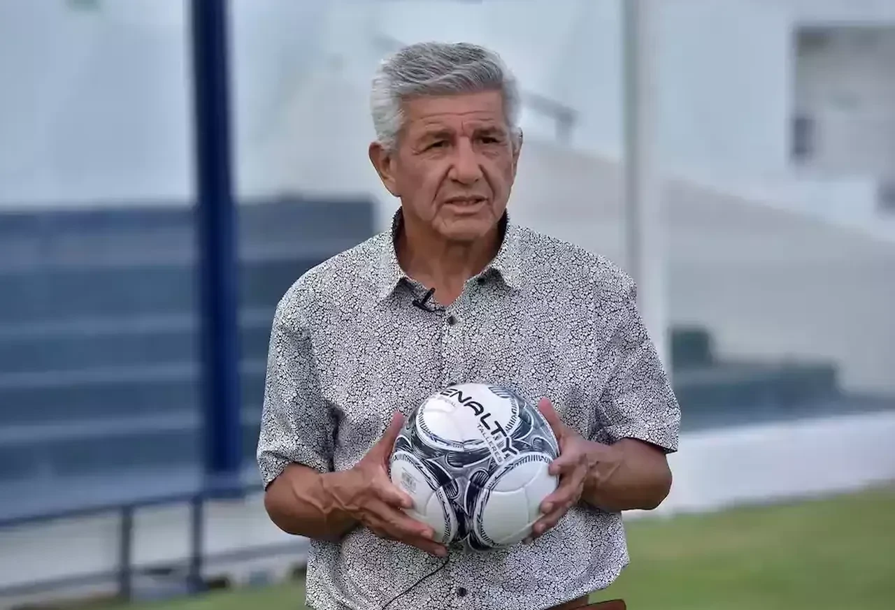 Arjantin futbolu yasta! Maradona'nın takım arkadaşı hayatını kaybetti