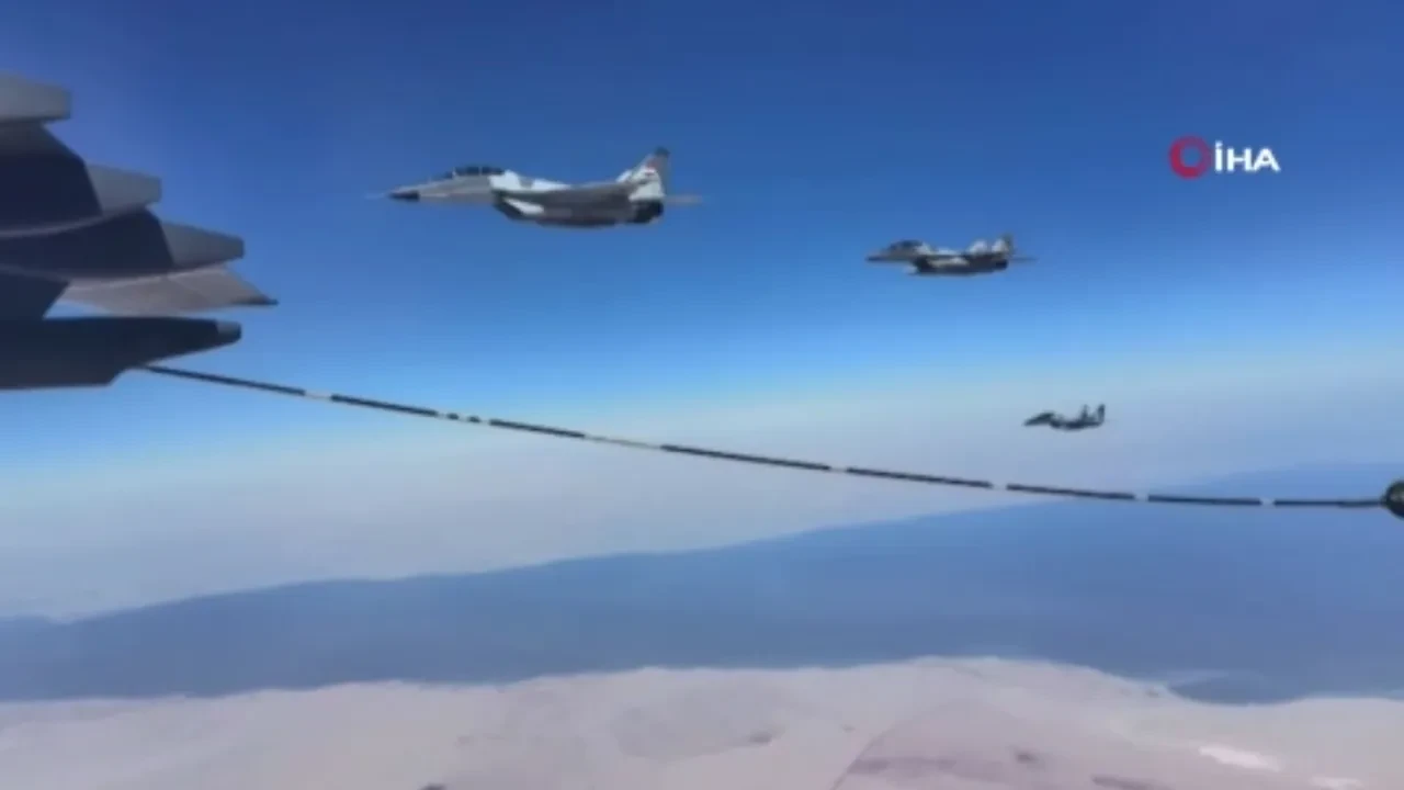 Çin ve Mısır'dan bir ilk: Piramitler üzerinde ortak hava tatbikatı