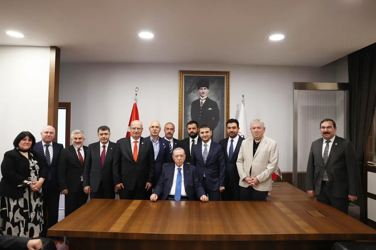 Cumhurbaşkanı Erdoğan'dan sürpriz ziyaret: ATO’da talepleri dinledi