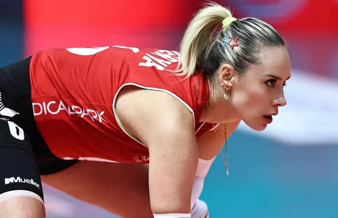 Derya Çayırgan kimdir, evli mi? Voleybolcu Derya Çayırgan’ın oynadığı takımlar