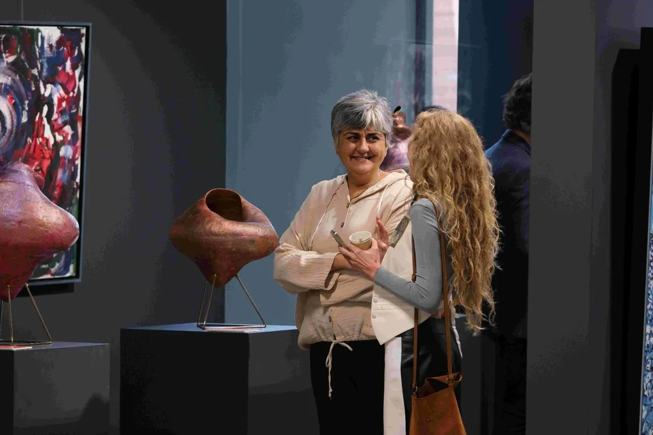 Kocaeli’nin sanatla buluşması: 30° Doğu Meridyeni Sergisi zamanı dokuyor