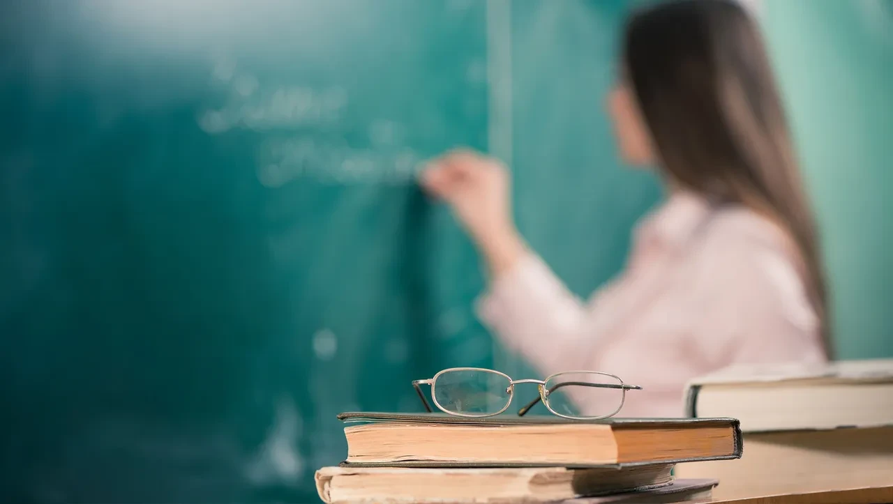 Öğretmenlerin il içi isteğe bağlı yer değiştirme ne zaman yapılacak başvurular başladı mı?