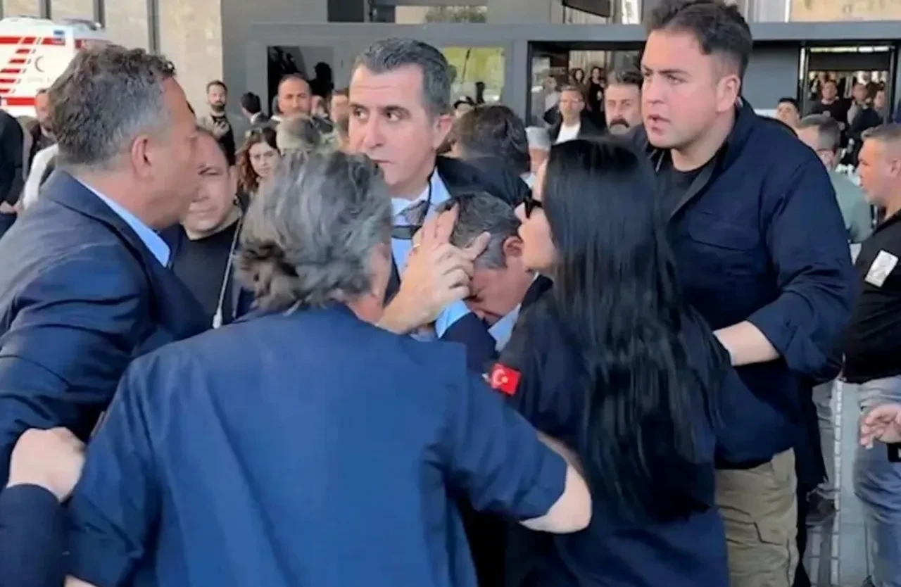 Özgür Özel'e saldıran Selçuk Tengioğlu tutuklandı! Dikkat çeken 'kasten' vurgusu