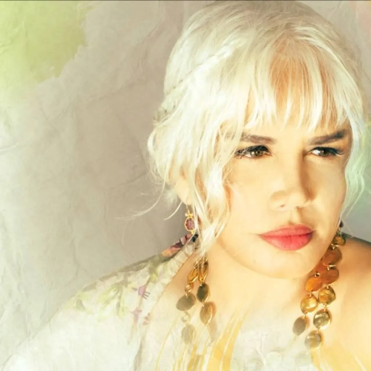 Sezen Aksu tüm müzik haklarını sattı! 