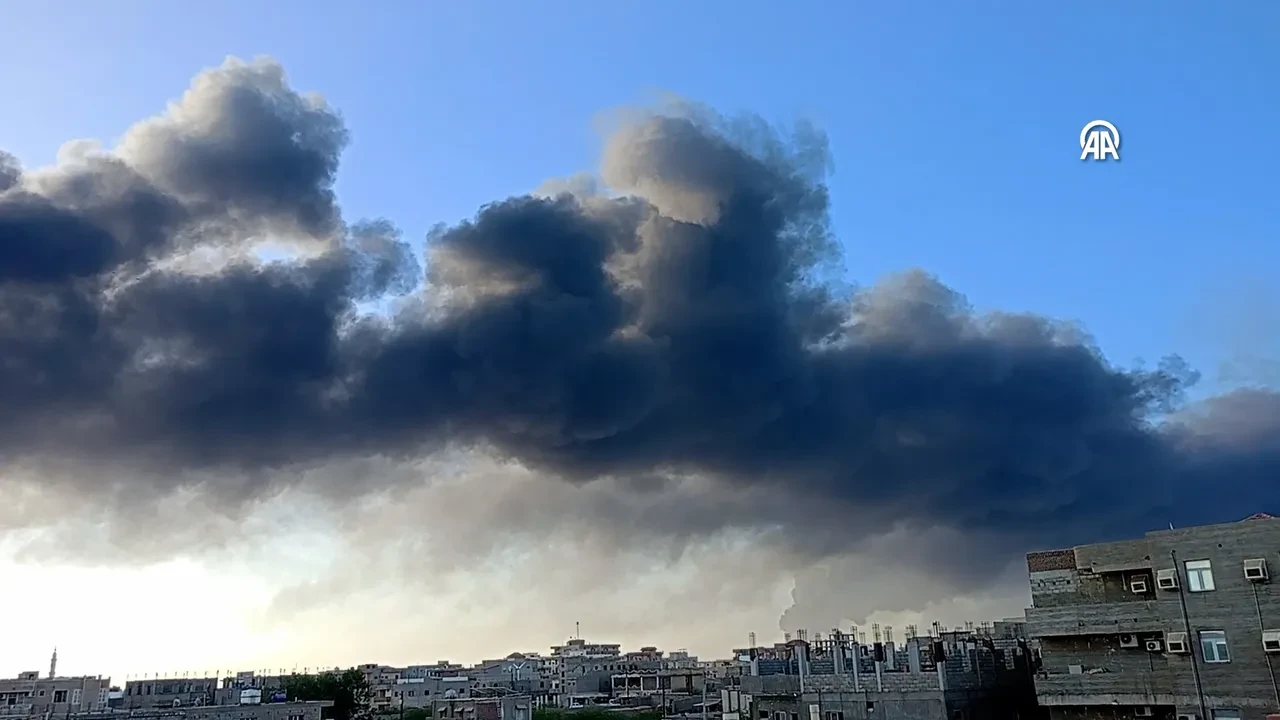 Sudan'da üst üste büyük patlamalar! Tüm seferler durdu 