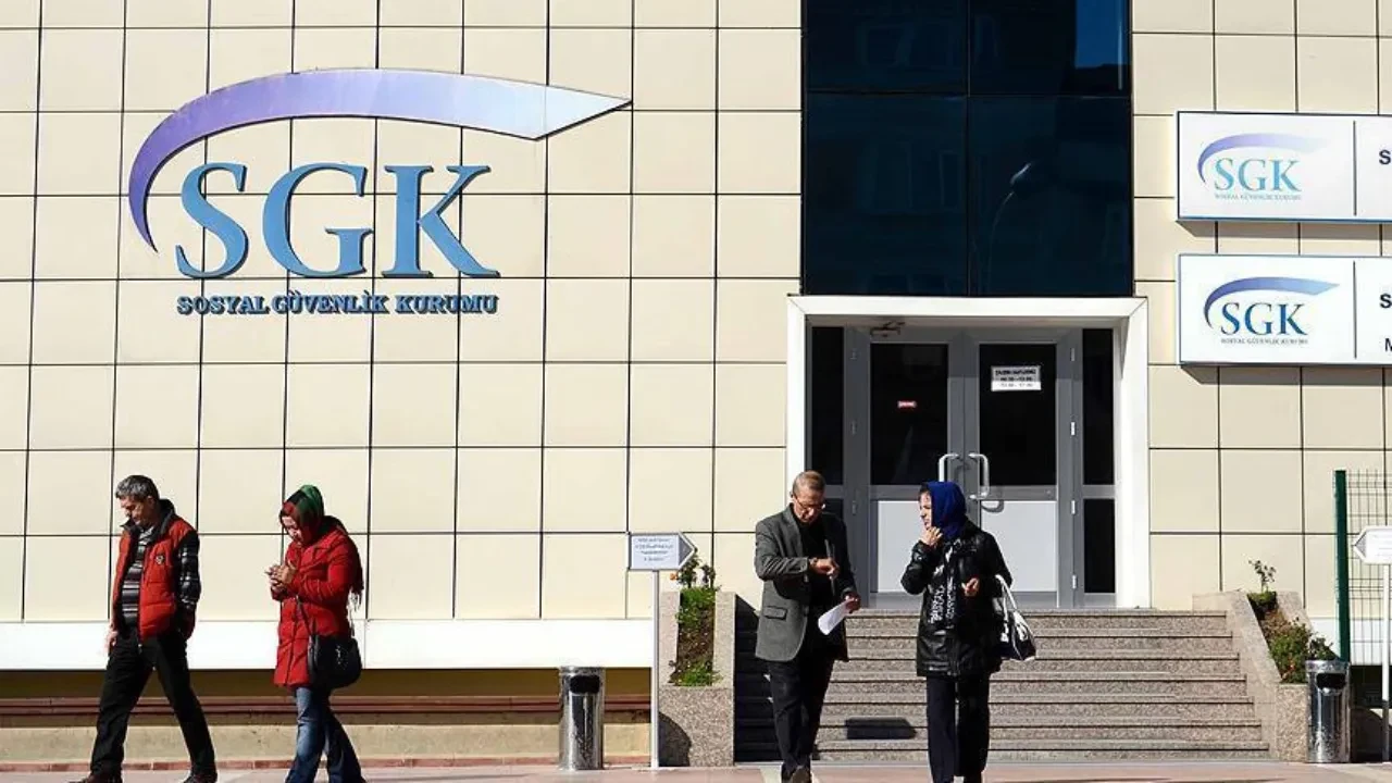Suistimale geçit yok! SGK açıkladı: İşte erken emeklilik hakkı kaldırılan meslekler