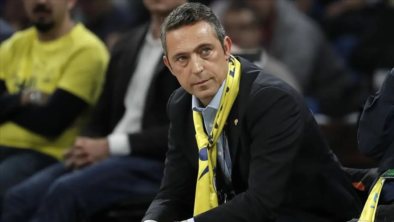 Ali Koç istifa etti mi