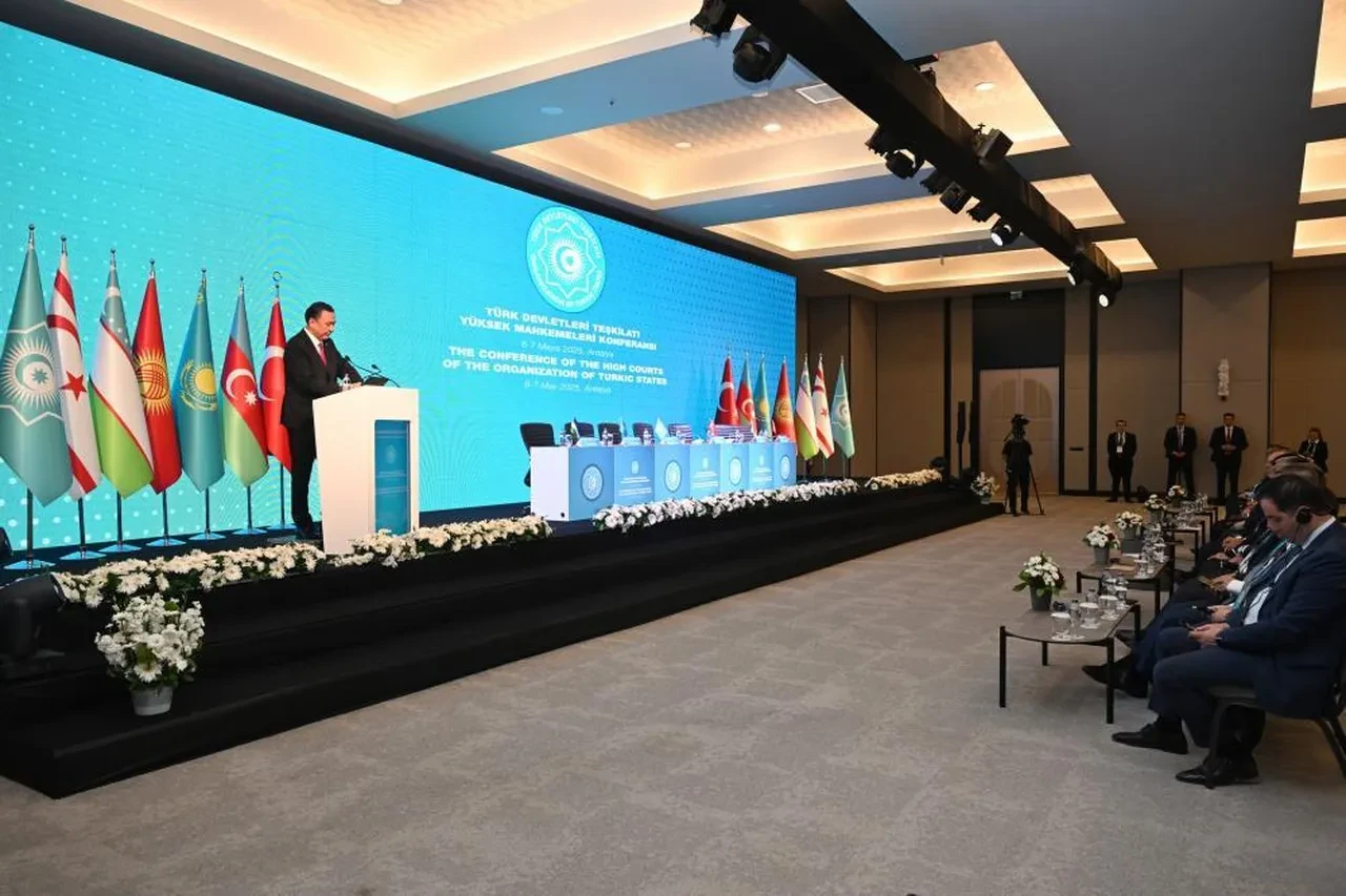 Antalya Statüsü ile Türk Devletleri Teşkilatı hukuki iş birliğine imza attı