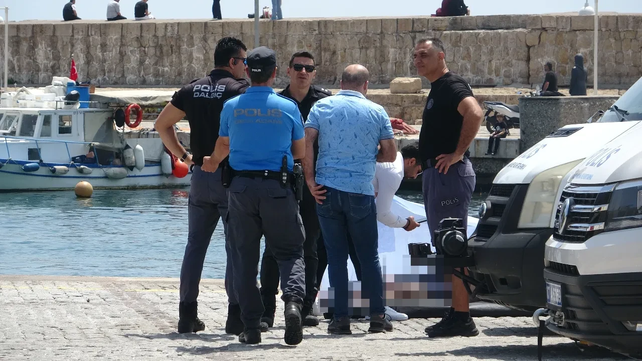 Antalya'da denizde ceset alarmı! Korkunç manzarayı görenler dehşete düştü