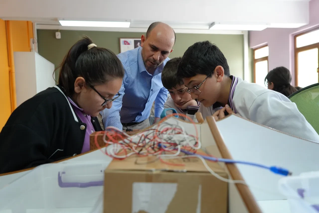 Araç sahipleri dikkat! Geliştirilen mobil uygulama bu risklere karşı uyaracak