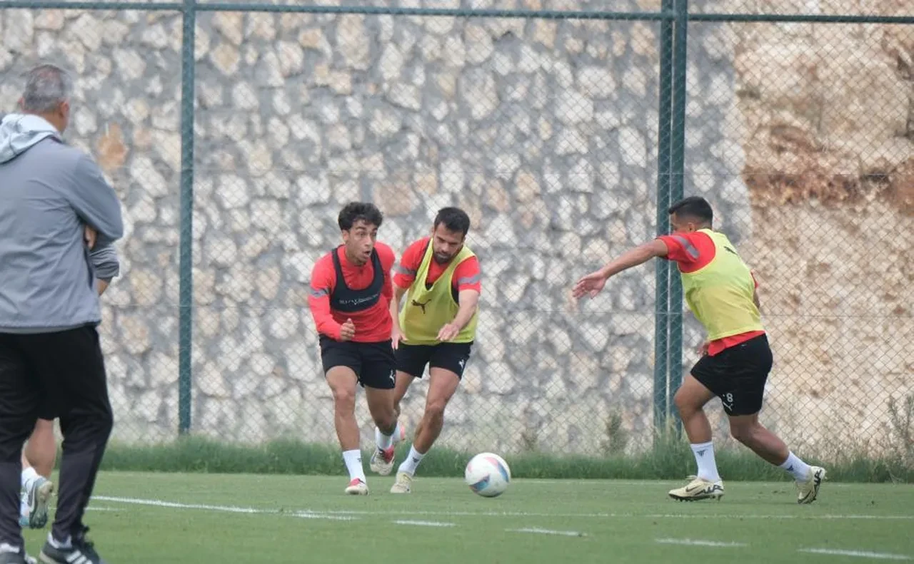 Atakaş Hatayspor, Göztepe maçı hazırlıklarına devam etti