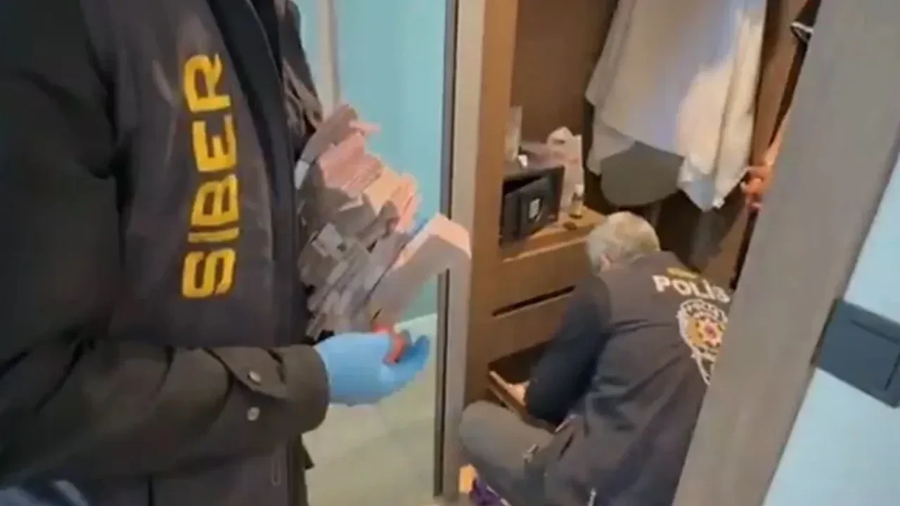 Balya balya paralar, lüks araçlar! 39 ilde büyük operasyon: Mal varlıkları şoke etti 