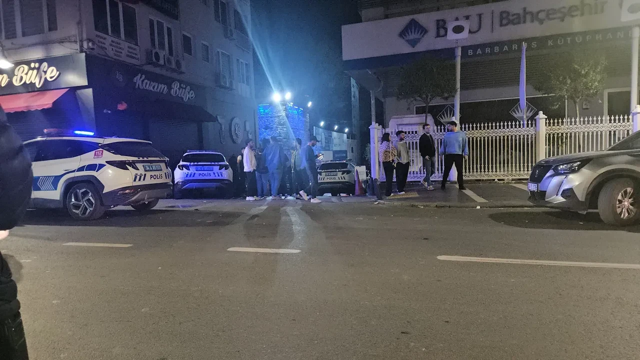Beşiktaş'ta hareketli gece: Aynı noktada 2 saldırı birden! Yaralılar var