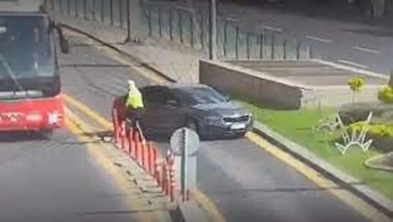 CHP otobüsünü polislerin üzerine süren şoför hakkında istenen ceza belli oldu