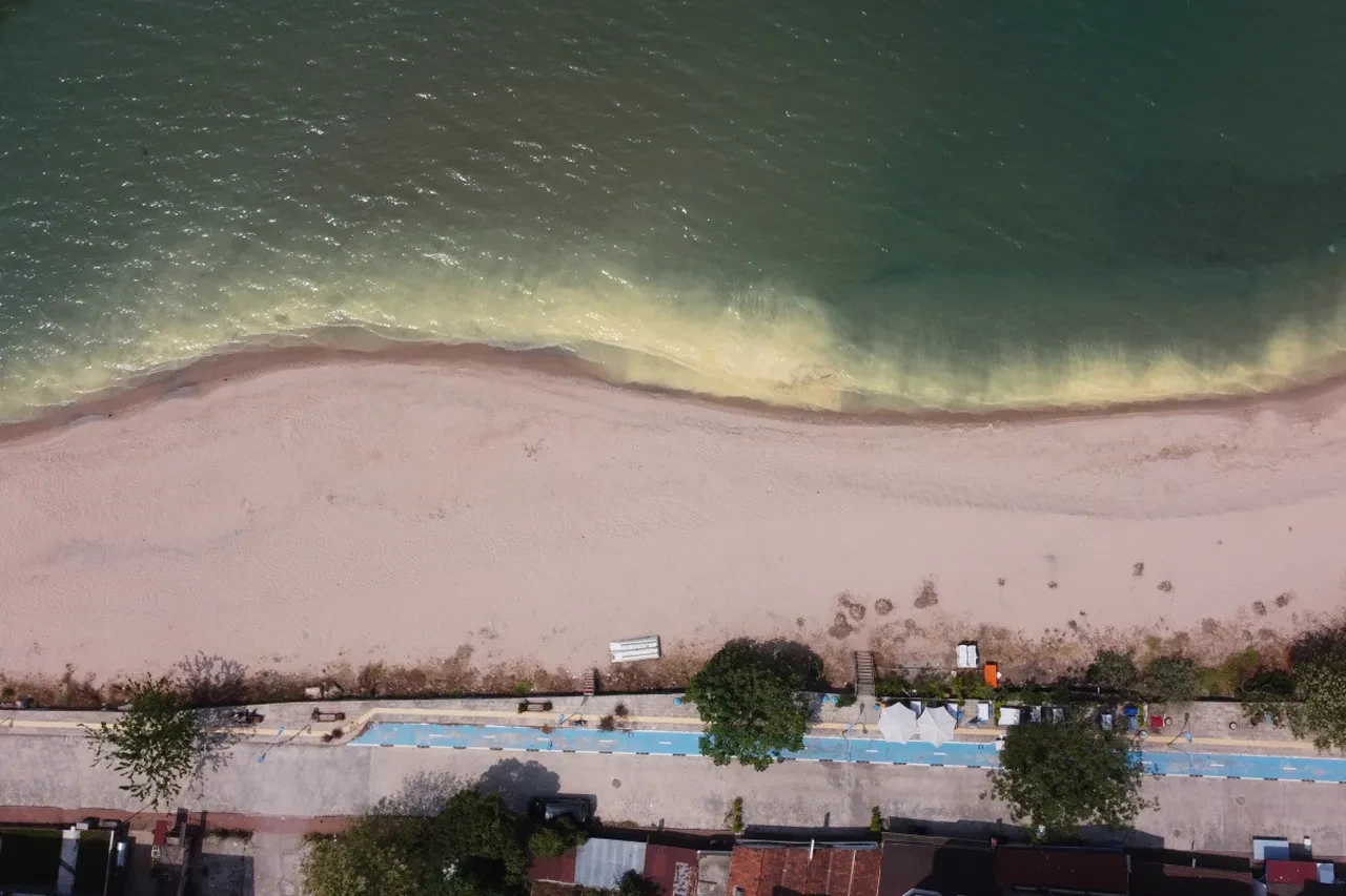 Denizin üstünde dönen gizemli madde tespit edildi! Gerçek NASA sayesinde ortaya çıktı