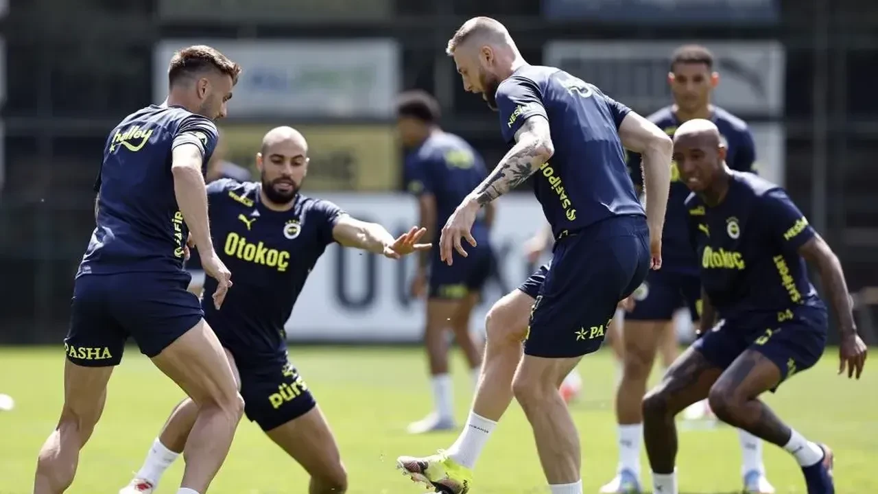 Fenerbahçe, Başakşehir maçı hazırlıklarını sürdürdü