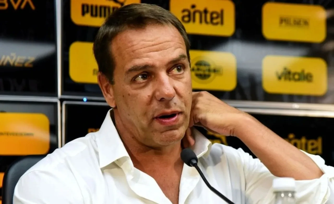 Fernando Muslera Galatasaray'dan ayrılıyor! Başkan resmen duyurdu