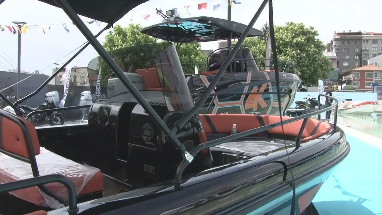 Milyonluk tekneler sergilendi: Görenler hayran kaldı