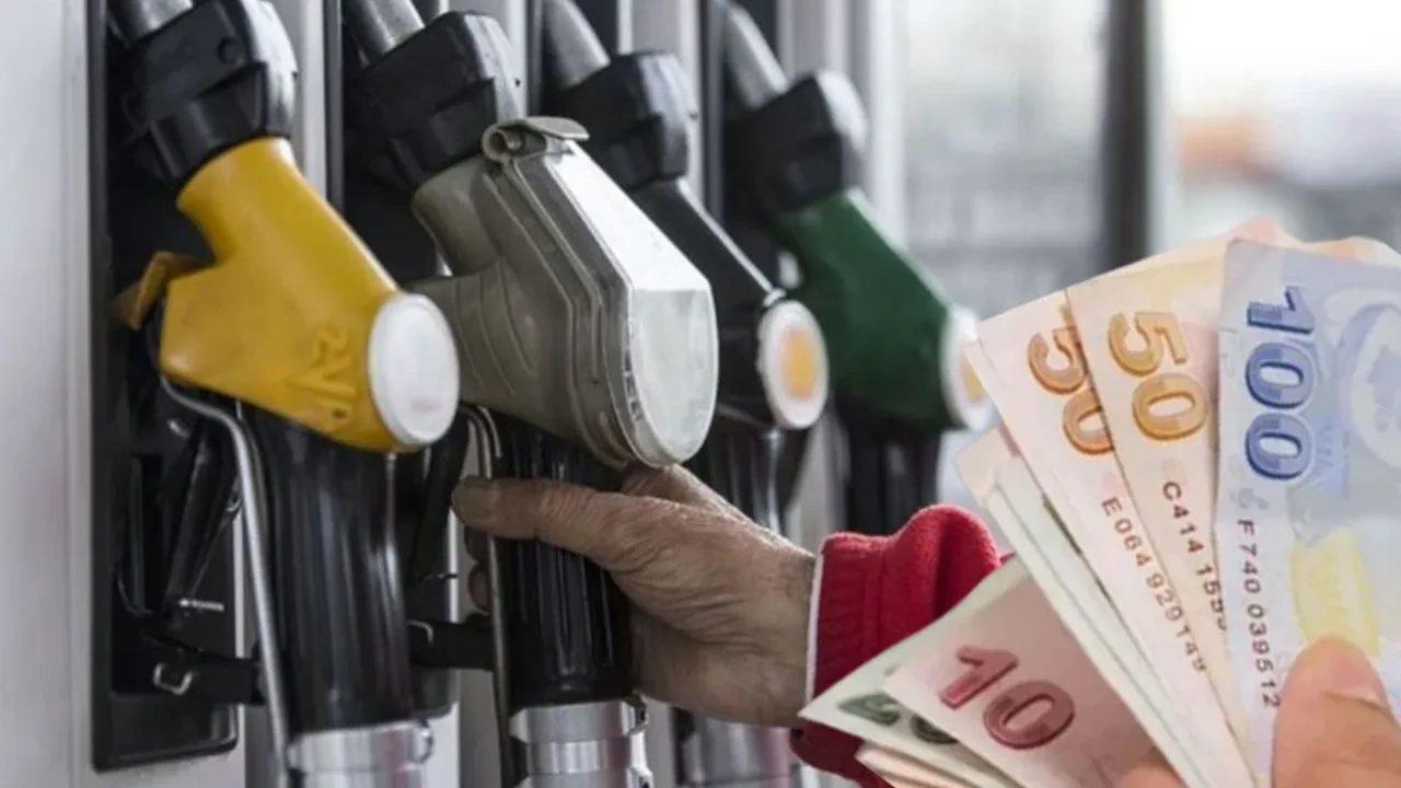 Motorine indirim geldi! Akaryakıtta tabela değişti: İşte 7 Mayıs güncel akaryakıt fiyatları