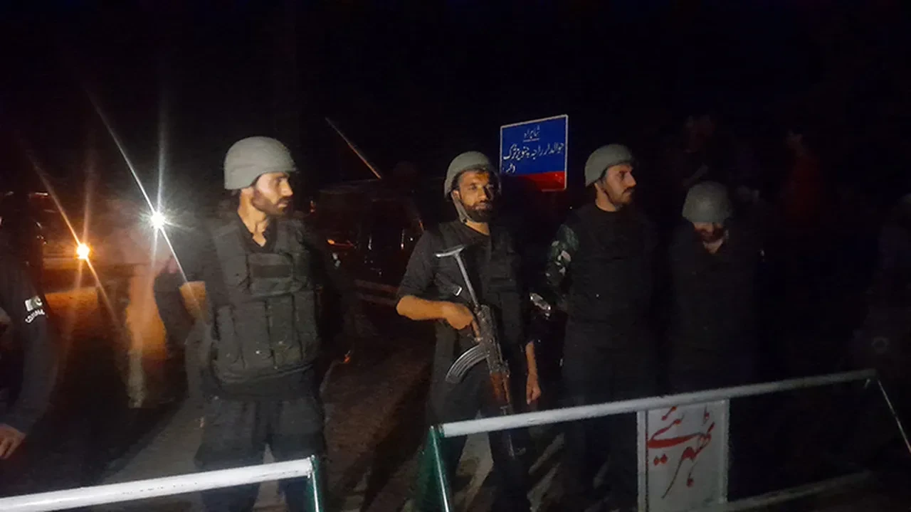 Sınırda sessiz alarm! Hindistan Pakistan çatışması dünyayı nasıl etkiler?