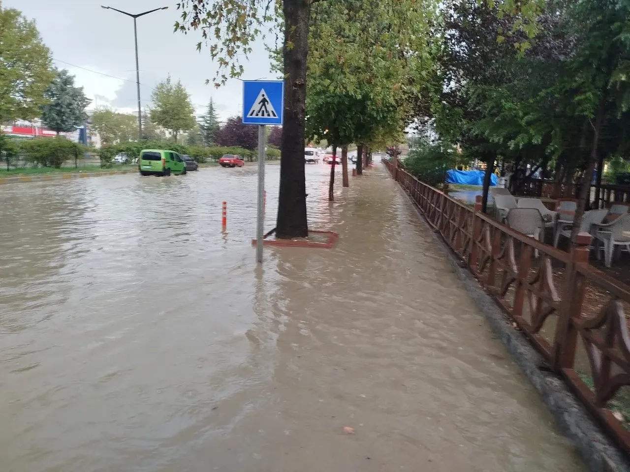 Sinop Boyabat'ı sel vurdu! Vatandaşlar zor anlar yaşadı