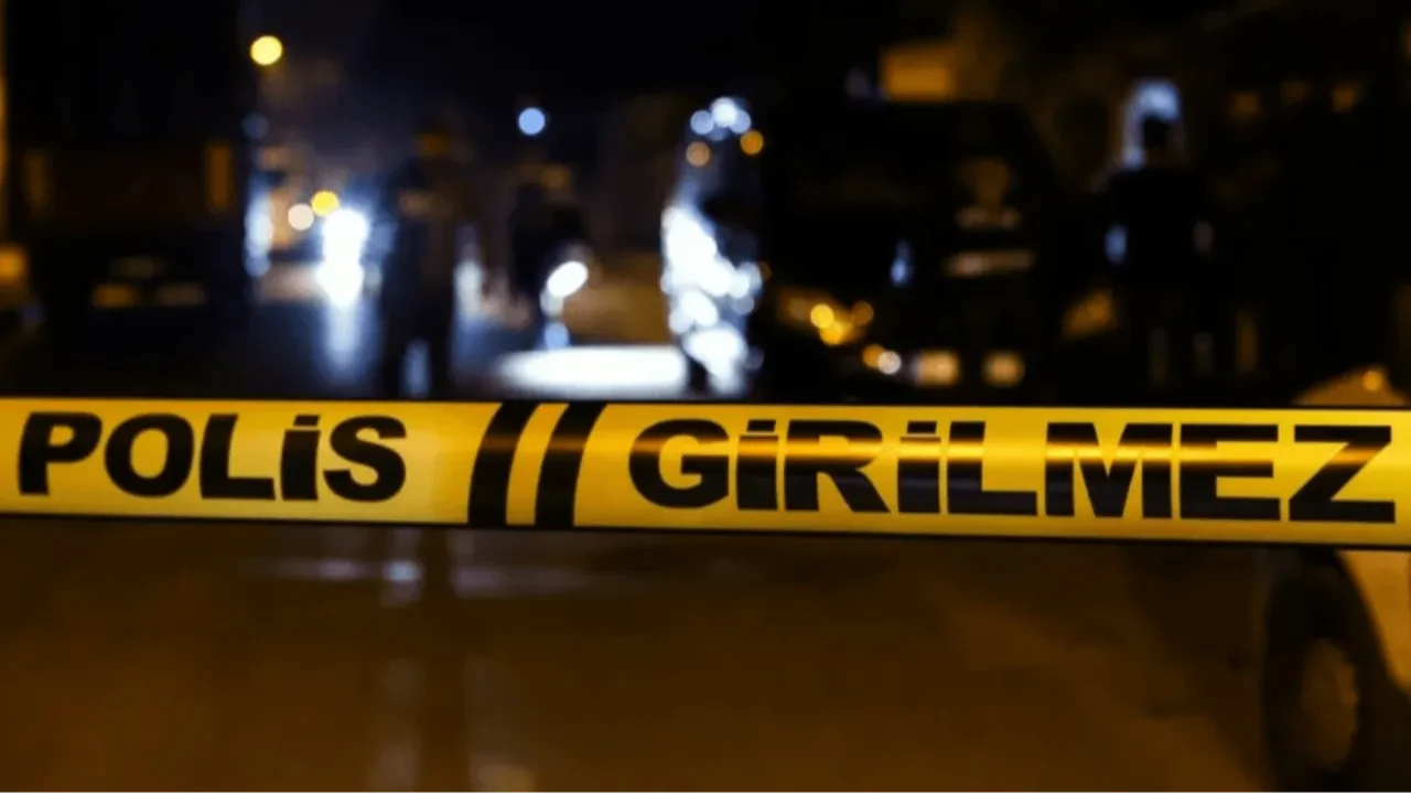 Sivas'ta korkunç olay! İki kardeş evlerinde kanlar içinde bulundu