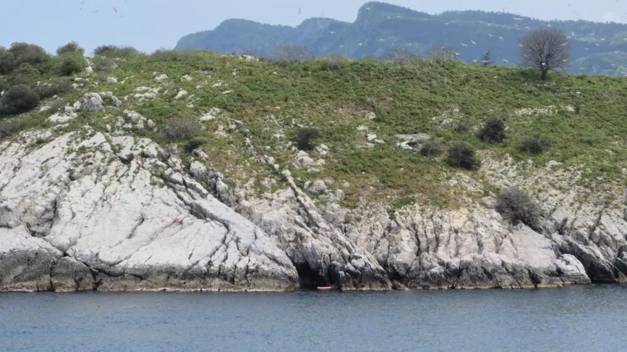 Yasaklı bölgeye giren Rus, ekipleri alarma geçirdi