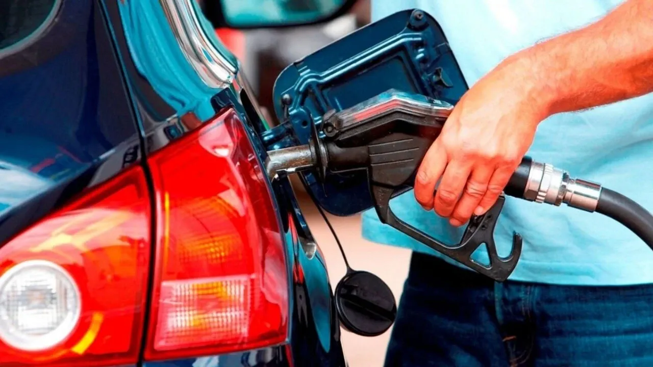 Aracınız su gibi benzin mi tüketiyor? Benzinliğin yolunu unutturacak 4 yöntem