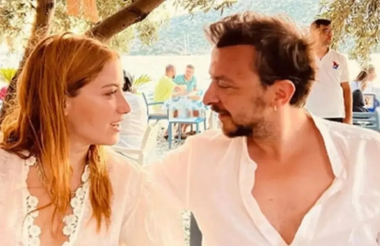 Ayşe Barım gitti oyuncular kaçtı! Yeni menajerleri tanıdık çıktı