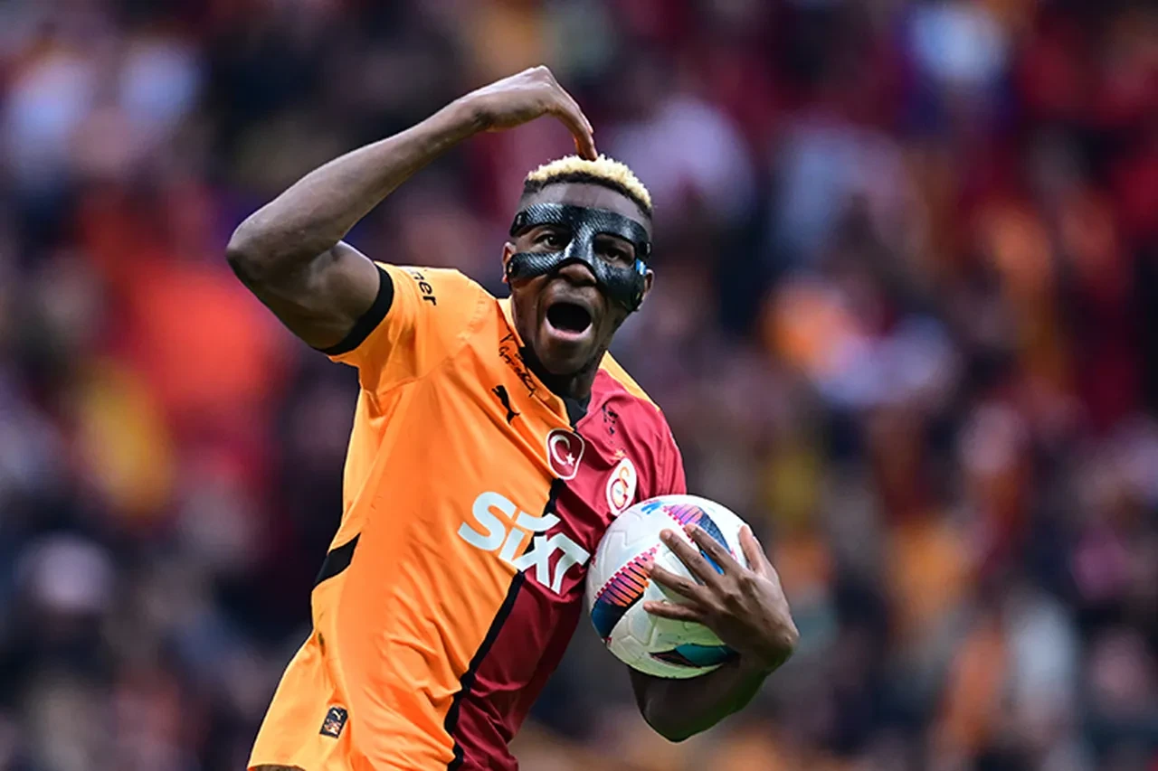 Burak Yılmaz'dan dikkat çeken Osimhen sözleri: Kiralık bile olsa lige damga vurdu