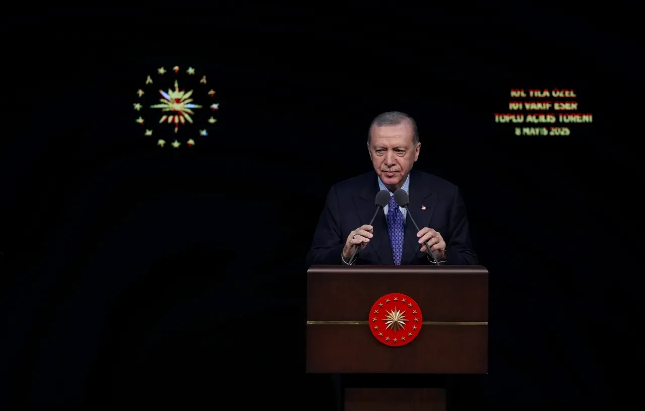 Cumhurbaşkanı Erdoğan'dan vakıflara çağrı: Evlenecek gençlere destek olun