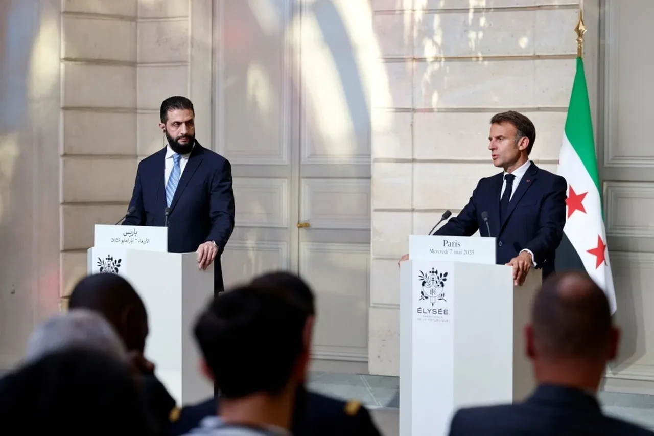 Eş-Şara’dan Macron’a net mesaj: Geleceğimiz başka ülkelerin başkentinde belirlenmeyecek