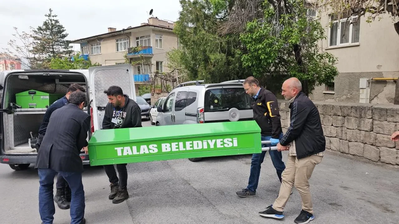 Kayseri'de evlat vahşeti! Tartıştığı babasını bıçakla kaletti