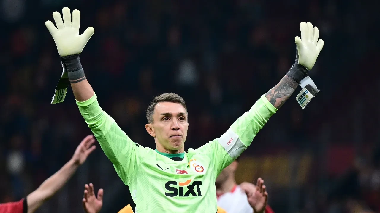 /spor/kupalarin-efendisi-galatasaray-kaptani-fernando-muslera-3218011