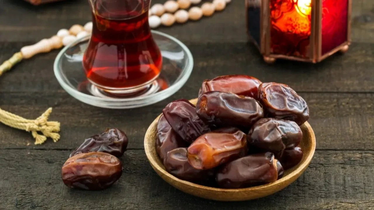 Kur'ân'da 23 yerde geçen hurmanın sırrını Yunanlar da keşfetti! Diyet için bile kullanıyorlar