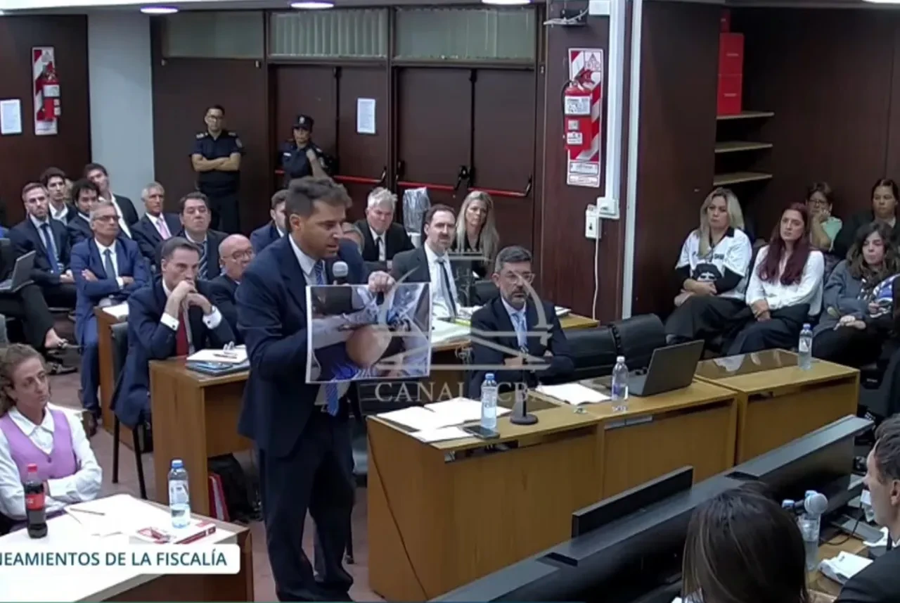 Maradona öldürüldü mü? Tarihi soruşturmada yüzlerce belge ve e-posta ortaya çıktı