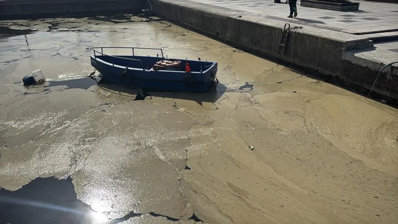 Marmara'da yeniden müsilaj şoku: Turizm ve deniz ekosistemi tehdit altında!
