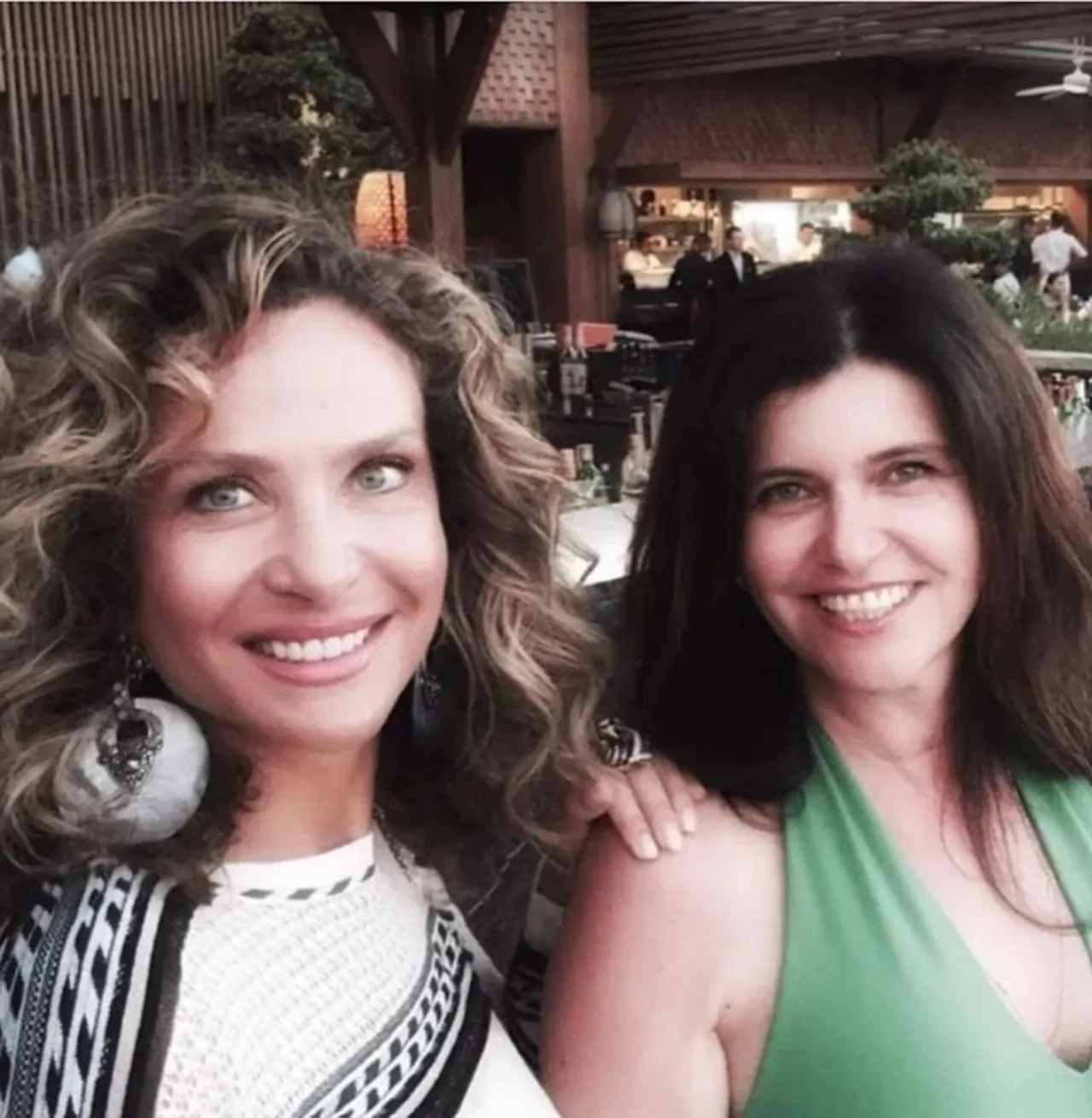 Pınar Eczacıbaşı hastalığını herkesten gizlemiş! Yakın arkadaşı Esra Oflaz'dan duygu dolu paylaşım