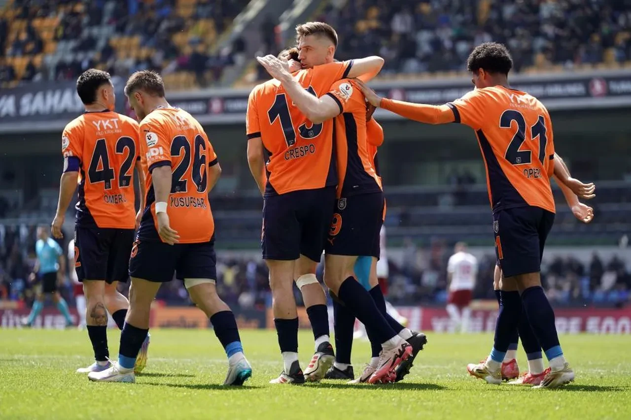 RAMS Başakşehir, Avrupa hedefi için Fenerbahçe maçında hata yapmak istemiyor
