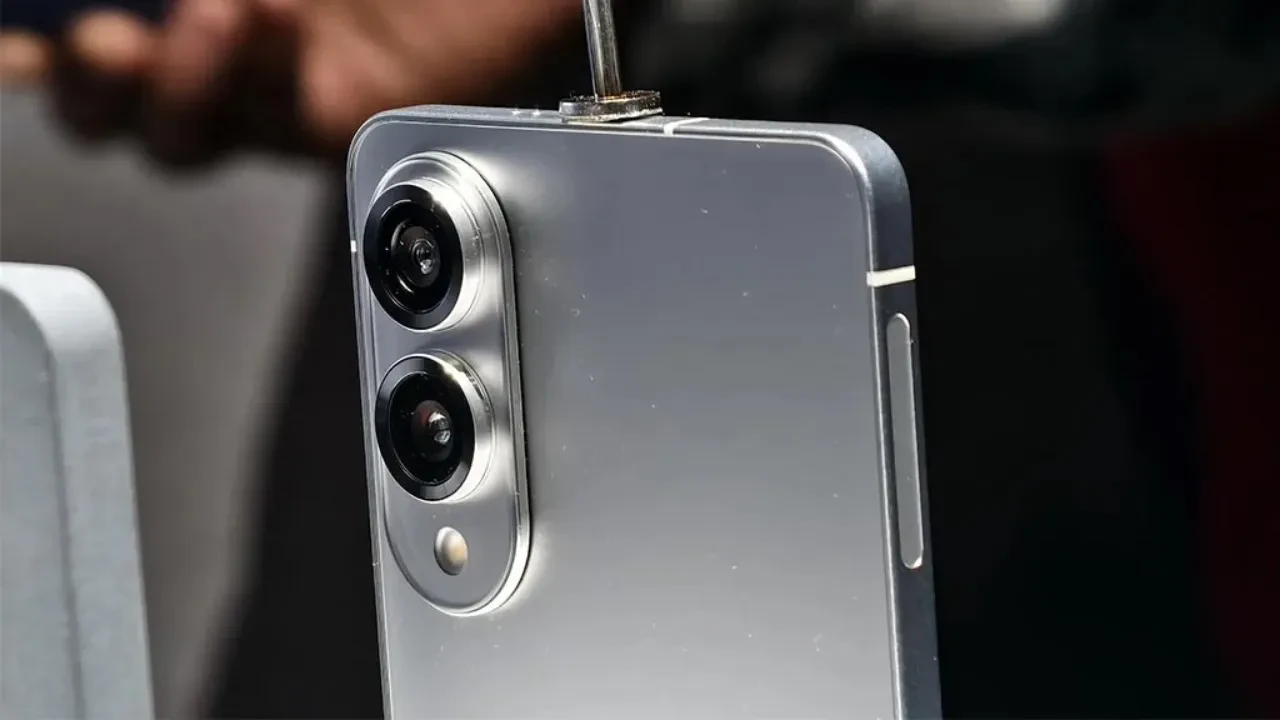 Samsung Galaxy S25 Edge resmen geliyor! Ultra ince telefonun tanıtım tarihi açıklandı