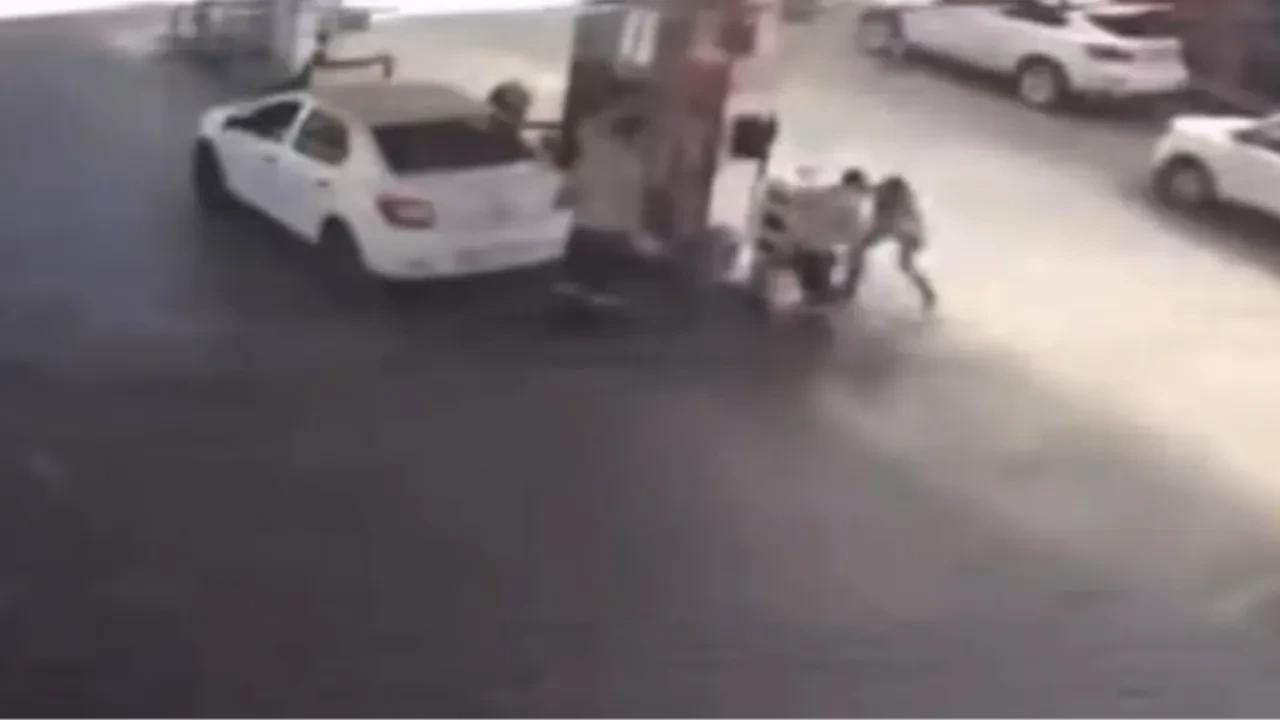Motosiklet fareleri faka bastı! Yaşından büyük sabıkası var 