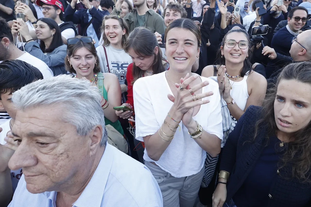 Son dakika | Yeni papa seçildi: Robert Francis Prevost tarihte bir ilk oldu