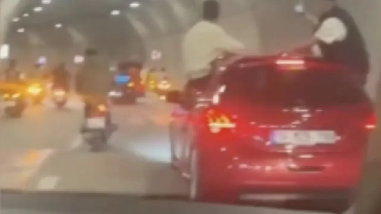 Trafik magandaları iş başında! Şehir eşkıyaları Çamlıca Tüneli kapattı