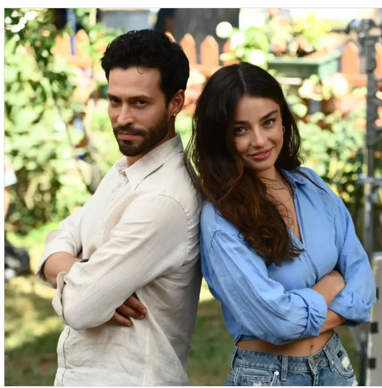 Ayça Ayşin Turan ve Ekin Koç'lu diziye sürpriz isim dahil oldu